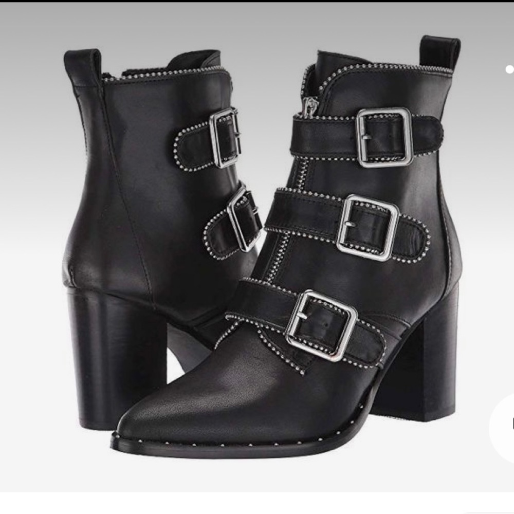 Steve Madden boots in size 7